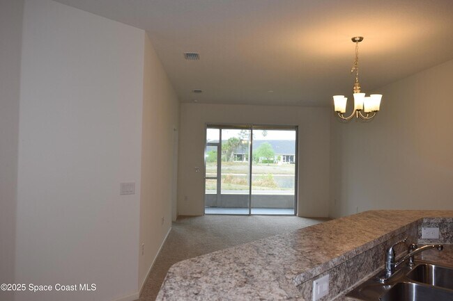 Building Photo - 620 Remington Green Dr SE
