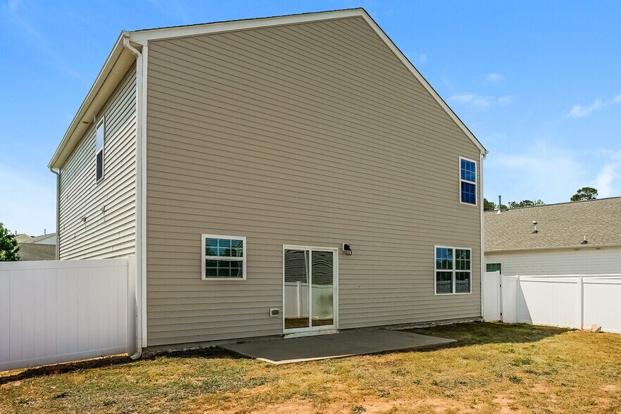 Building Photo - 21 Relict Dr