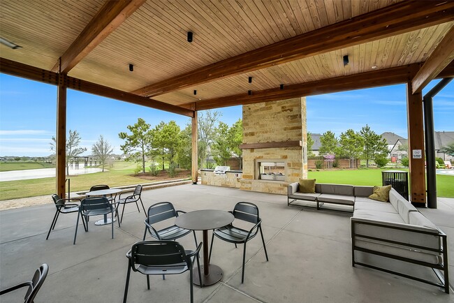 Building Photo - 7222 Grassland Vis Ln