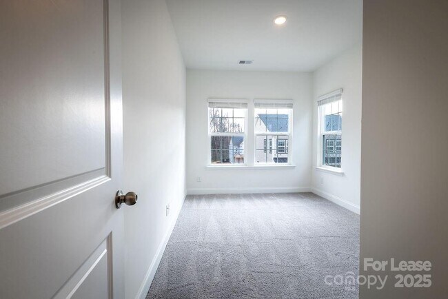 Building Photo - 5021 Cherry Gum Ct