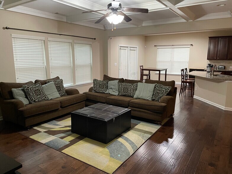 Building Photo - 4305 Griffin Trail Way