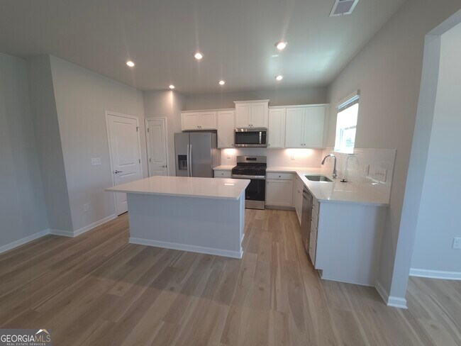 Building Photo - 633 Vidalia Pkwy