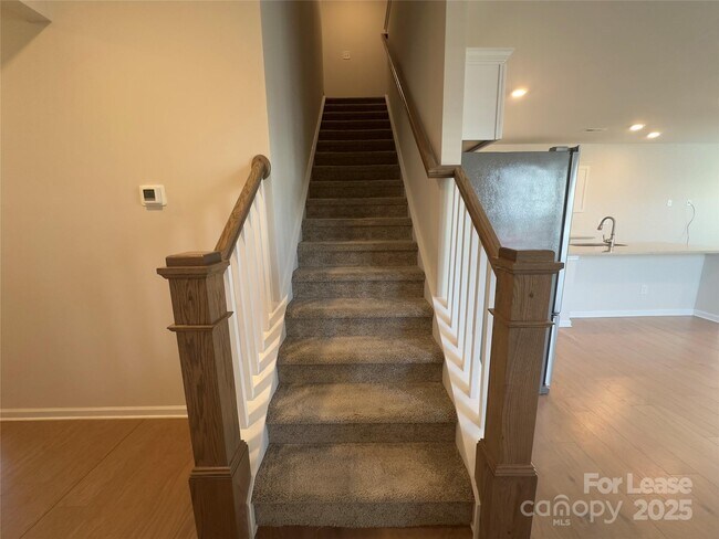 Building Photo - 403 Wescott St