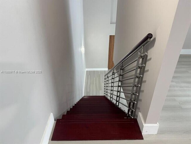 Building Photo - 41 SE 5th St