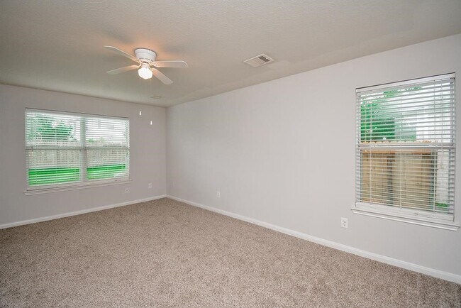 Building Photo - 2306 Ledgeway Ct