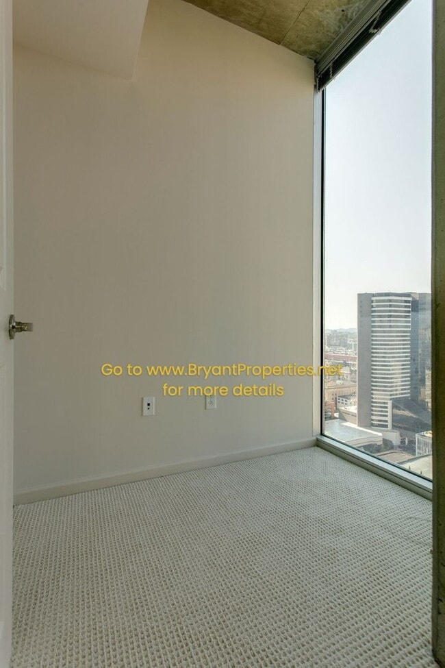 Building Photo - Nashville - Downtown 1-Bedroom Condo