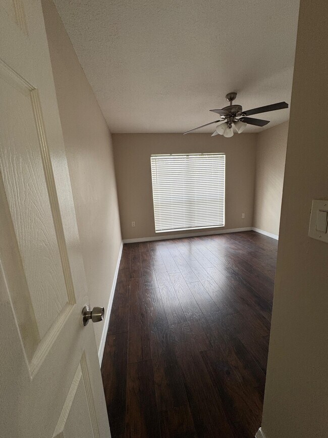 Building Photo - 2625 FL-590