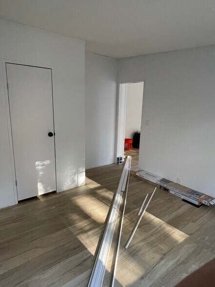 Building Photo - 8030 W Peterson Rd