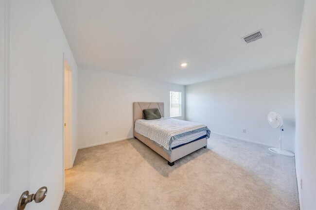 Building Photo - 18208 Pontecorvo Ln