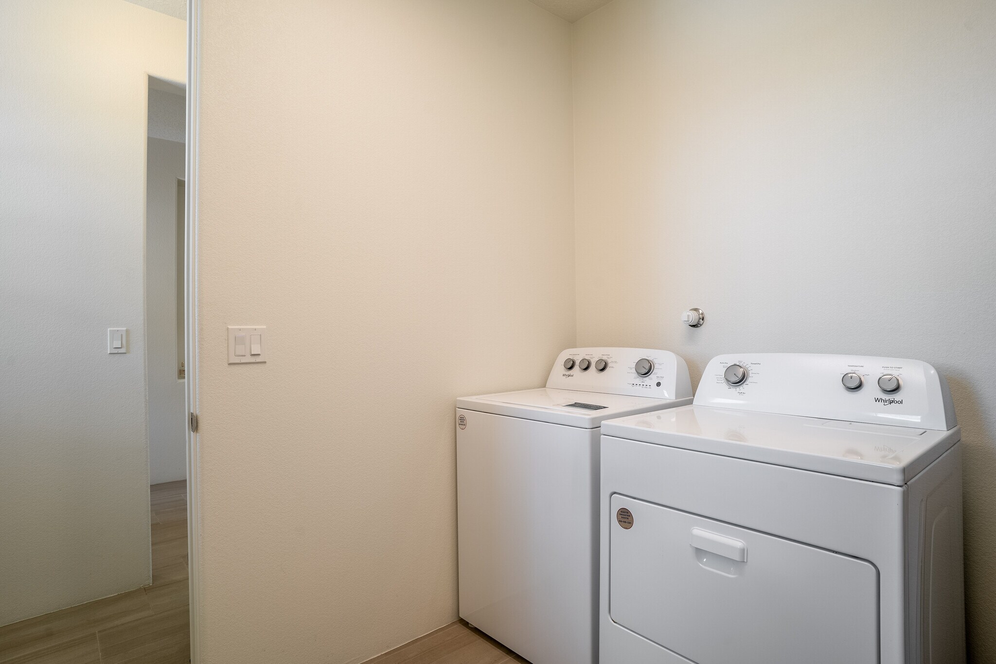 Building Photo - 1 Camino Cerro Escondido