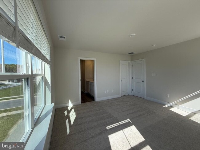 Building Photo - 1670 Lake Placid Dr