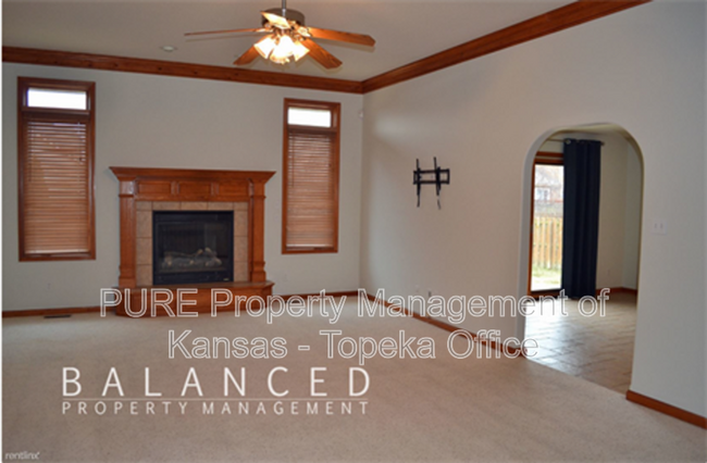 Building Photo - 2510 SW Chauncey Dr