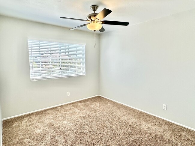 Building Photo - Beautiful Two-Story Home, Guajome Park, Community Pool, San Luis Rey Hiking/Biking Path, Lovely C...