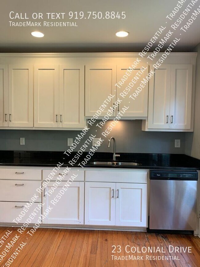 Building Photo - 23 Colonial Dr