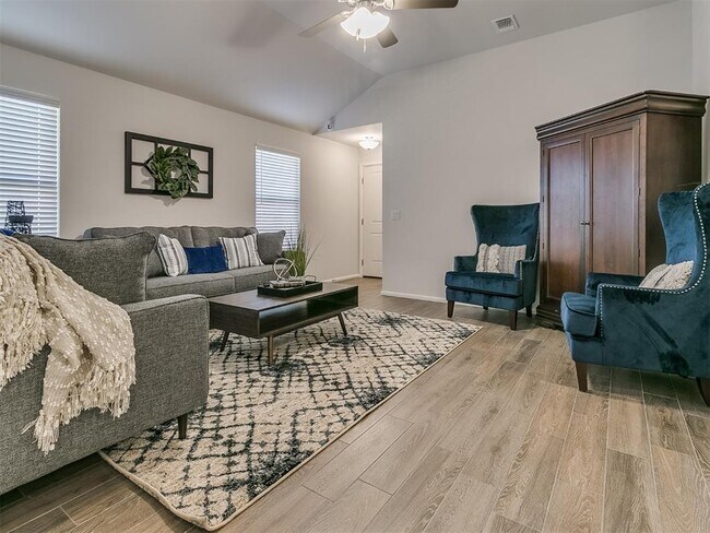 Building Photo - 9741 SW 23rd St