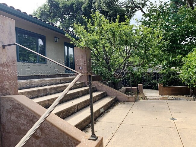 Building Photo - Updated, Sunny and Spacious 3/3 Carmel Valley Home