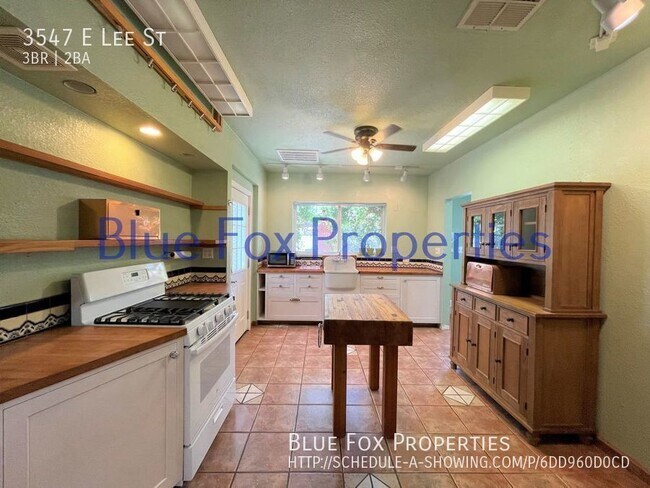 Building Photo - 3547 E Lee St