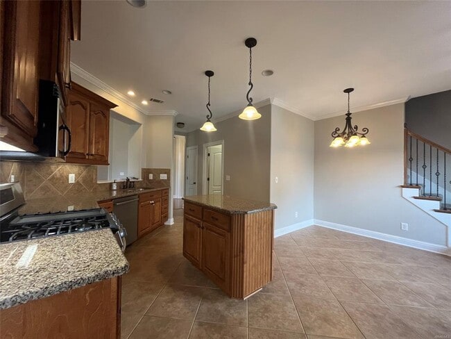 Building Photo - 532 Overton Dr