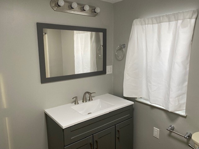 Building Photo - 2417 Fairmount Pkwy