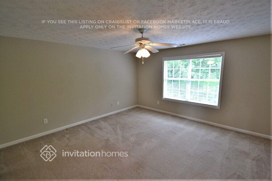 Building Photo - 1038 Fountain Lakes Ct