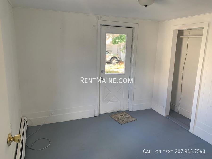 Building Photo - 97 Center St