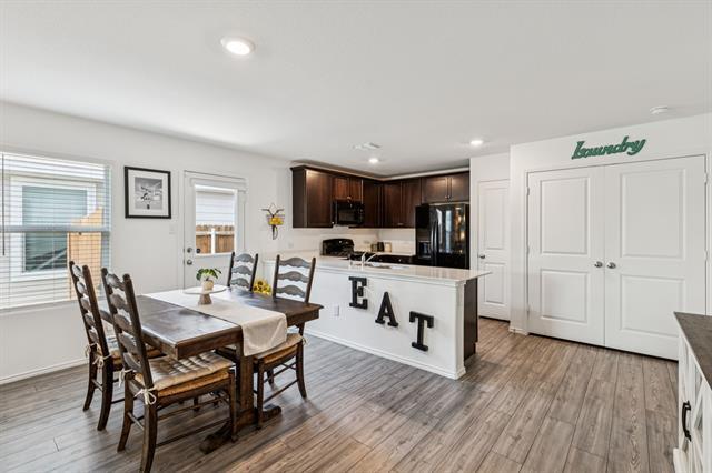 Building Photo - 7408 Bluebell Ln