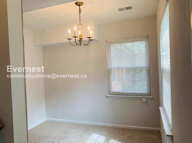 Building Photo - 9713 Hagel Cir