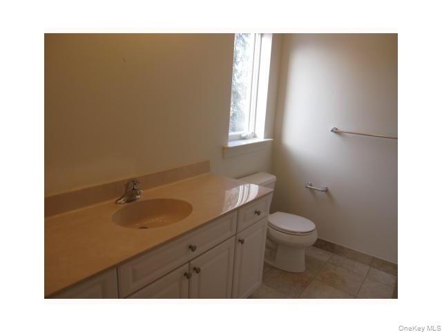 Building Photo - 205 Tondo Cir