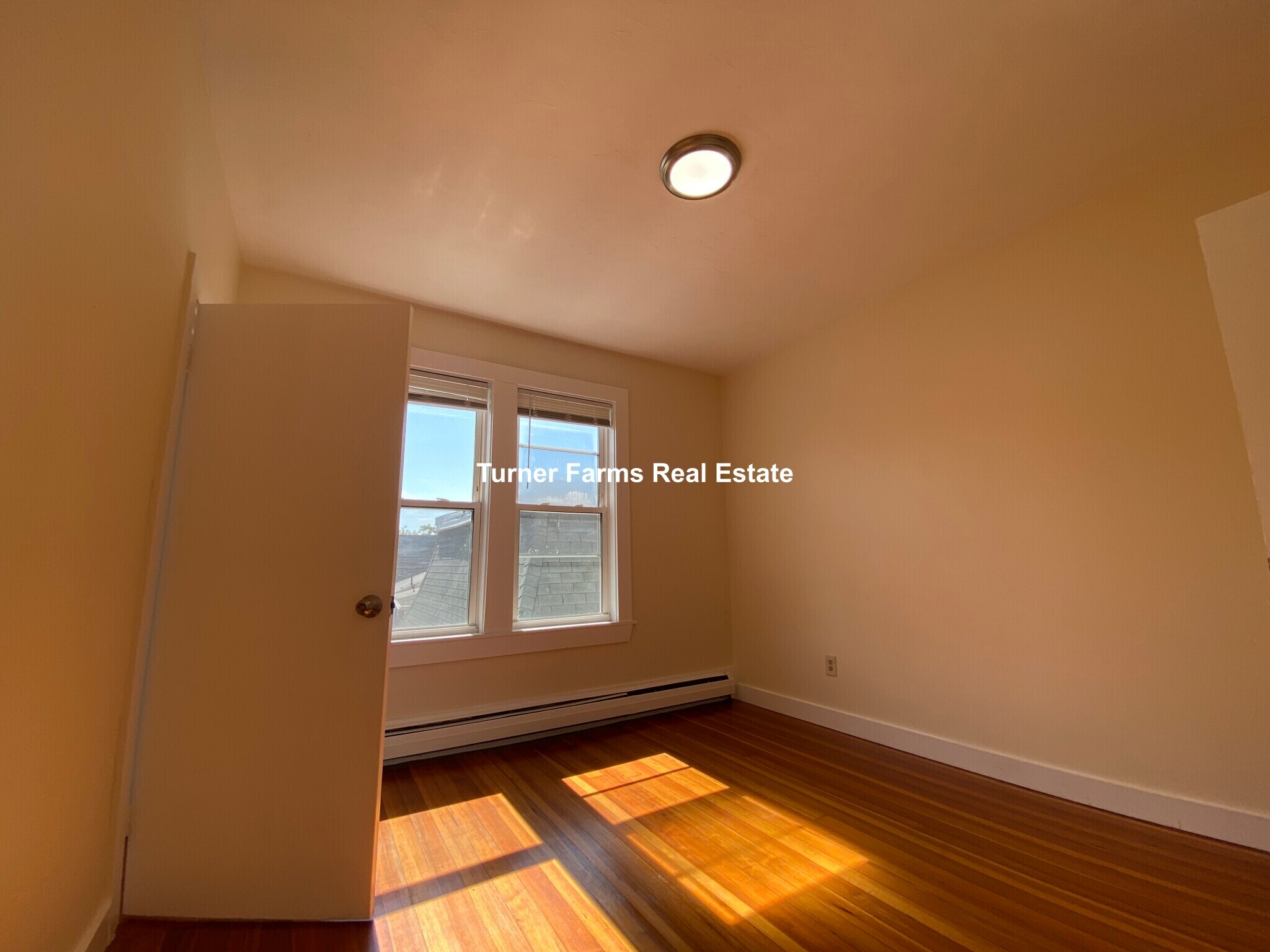 Building Photo - 65 Pleasant St