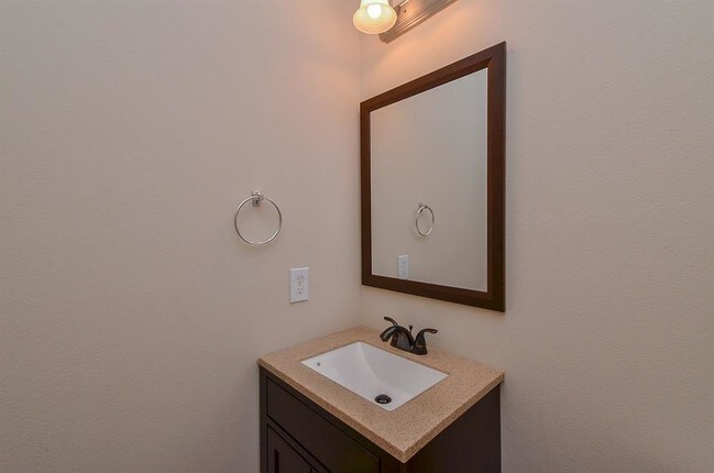 Building Photo - 25135 Ginger Ranch Dr