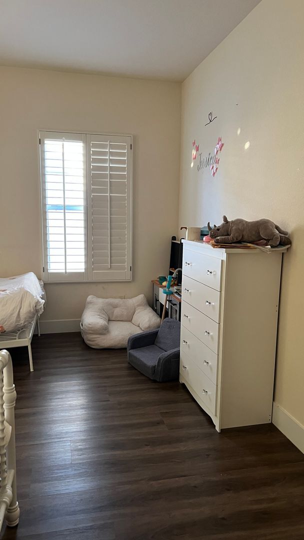 Building Photo - Stunning Fully Remodeled Luxury Home in Peccole Ranch