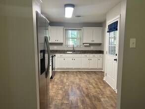 Building Photo - 2053 Mims Rd