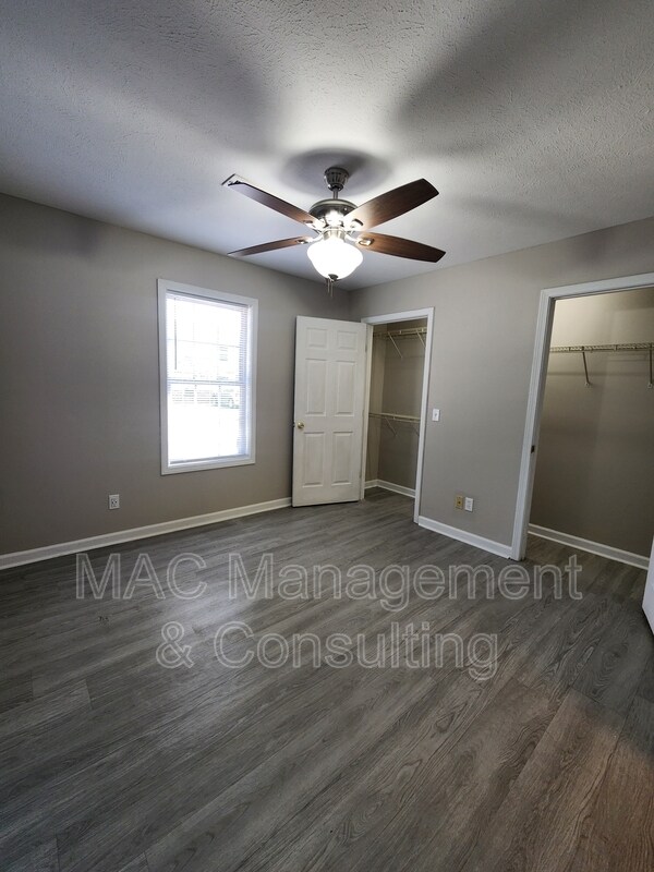 Building Photo - 1505 Autumn Ave