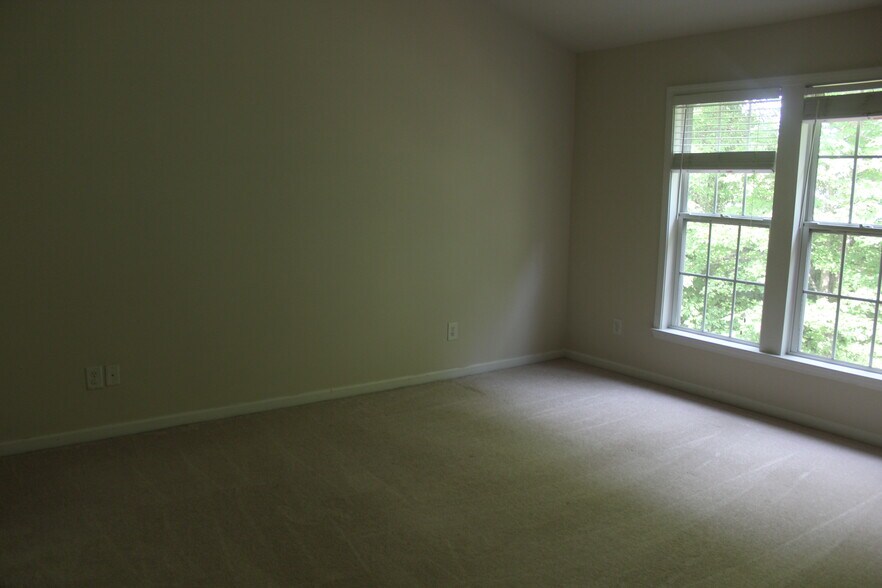 Building Photo - 1404 Bellsmith Dr