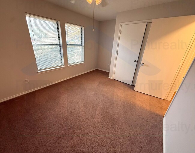 Building Photo - AVAILABLE NOW!!! Custom 3-Bed 2-Bath w/ 2 Dining Areas & View of Creek