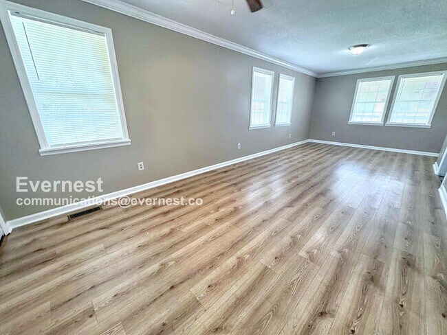 Building Photo - 315 14th Street Ensley