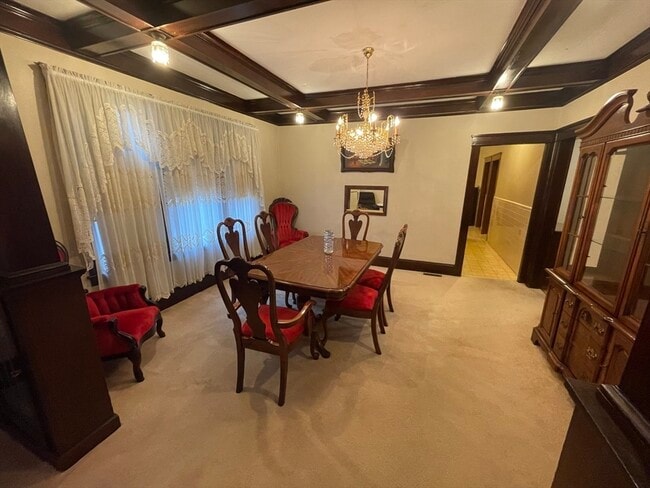 Building Photo - 51 Richmond Ave