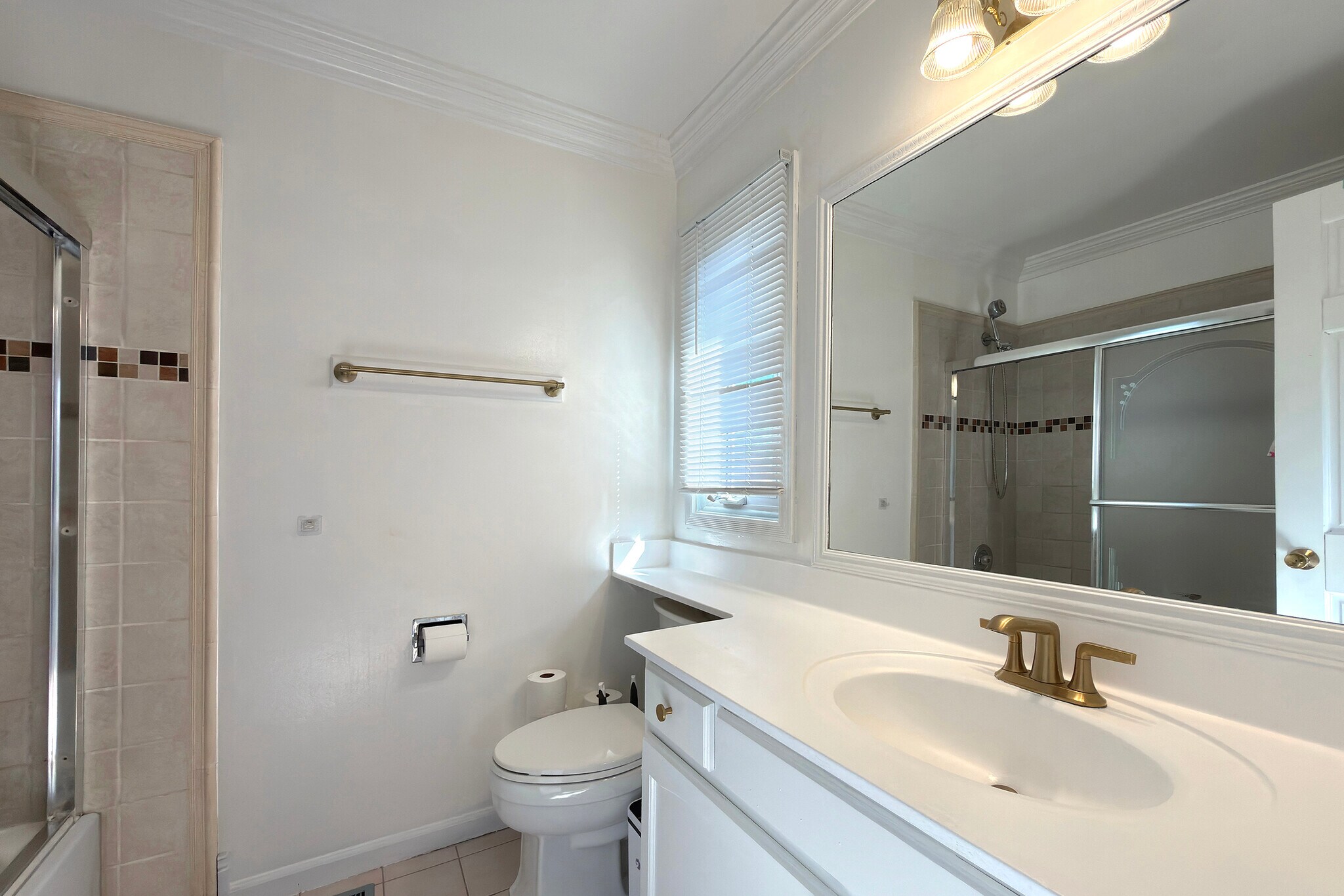 Building Photo - 388 Kildeer Ln