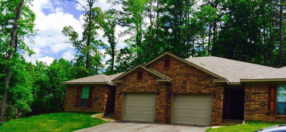 Building Photo - 165 Oakview Ct