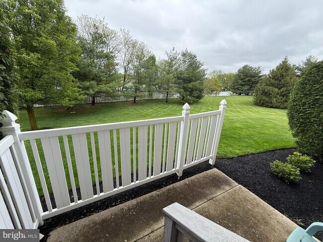 Building Photo - 2605 Gramercy Way