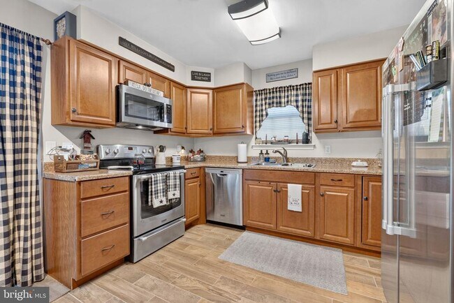 Building Photo - 8805 Rosanne Ct