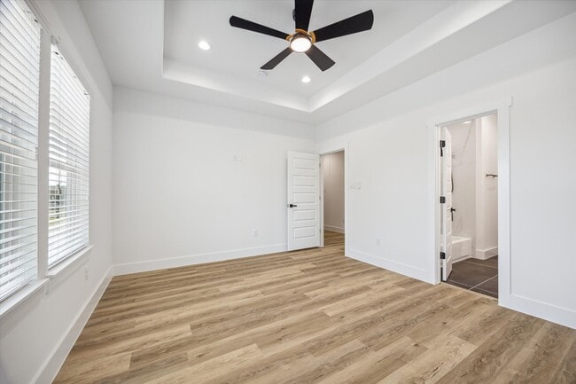 Building Photo - 8412 Vera Lou St