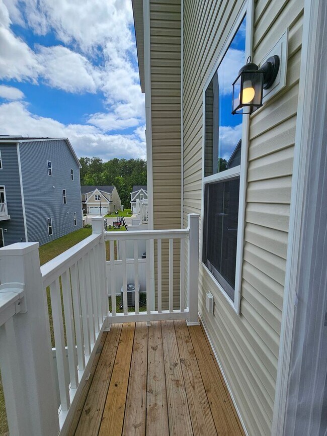 Building Photo - 3 bedroom 3.5 Bath - Long Term Rental in Myrtle Beach, SC