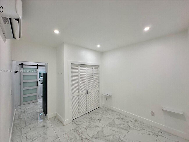 Building Photo - 1309 NW 55th Terrace