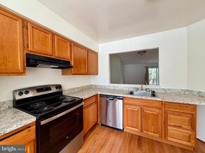 Building Photo - 6064 Majors Ln
