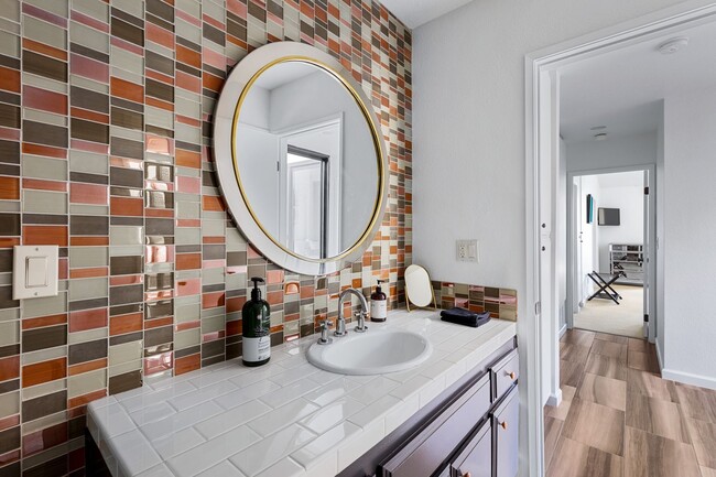 Building Photo - Stylish Palm Springs Retreat with Pool (Monthly Only - No Long Term)