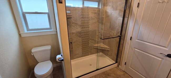 Building Photo - Beautiful & Cozy Home for Rent