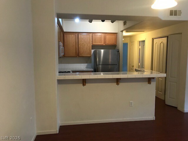 Building Photo - 9901 Trailwood Dr