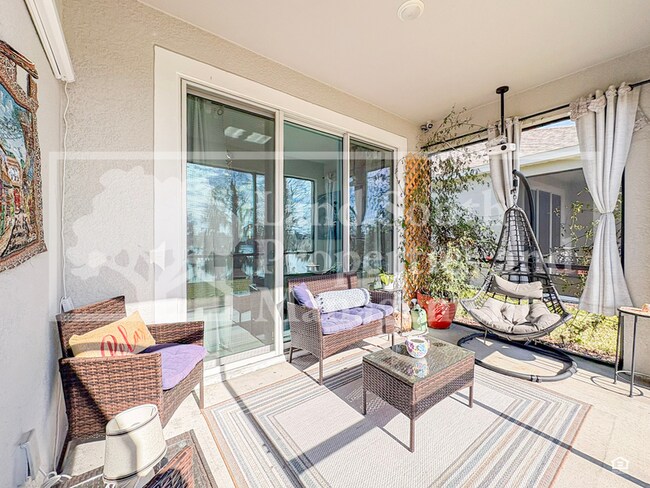 Building Photo - 6720 Great Bear Dr