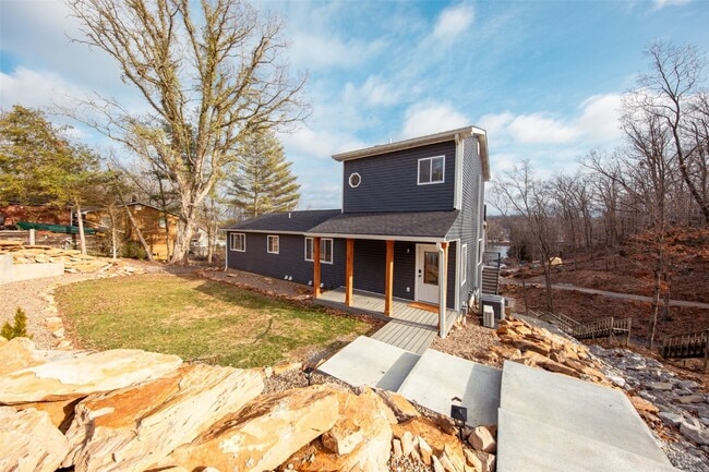 Building Photo - 12147 Pebble Point Rd